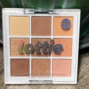 🫟5 for $25🫟 Lottie London Rose Gold 9-Piece Eyeshadow Palette